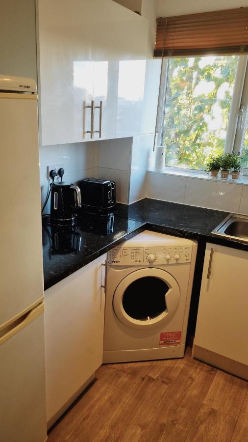 Surrey Quays Studio Лондон Экстерьер фото